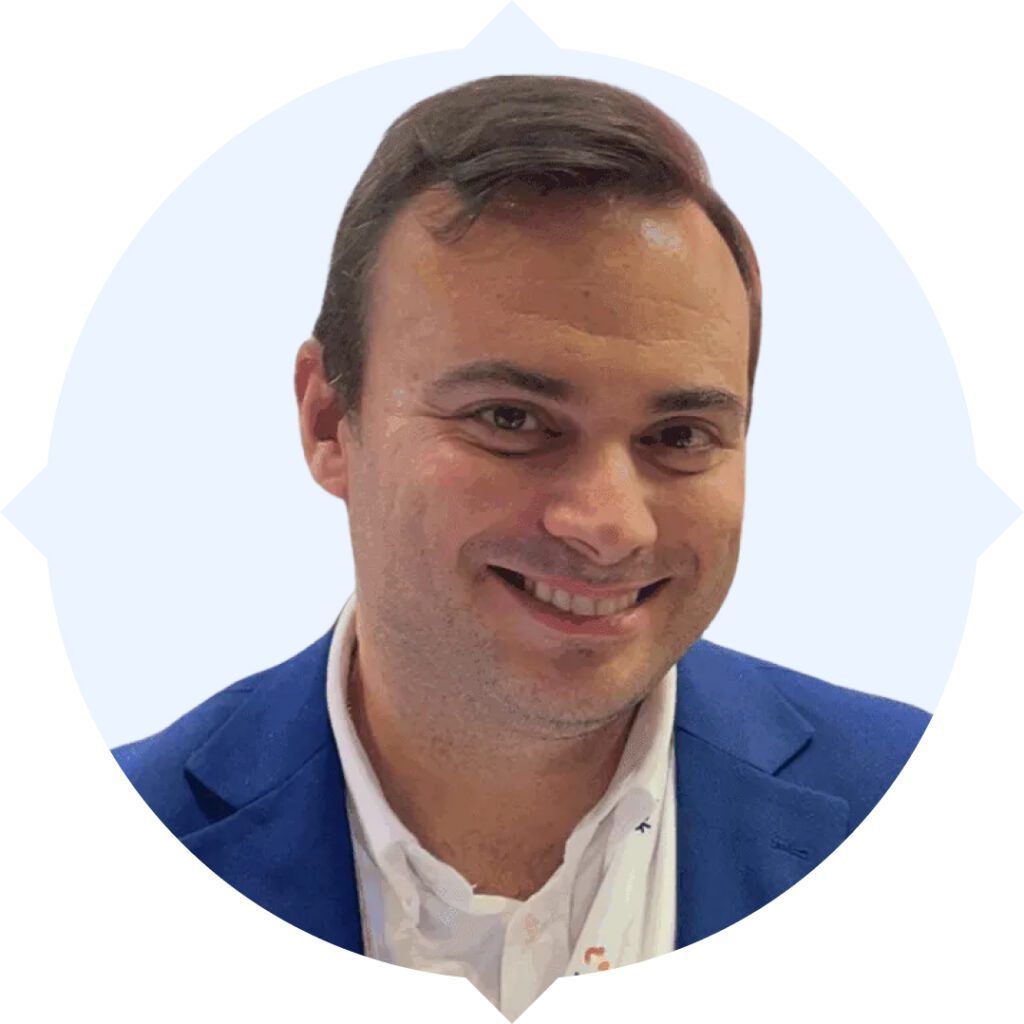 Photo of staff | traveltek